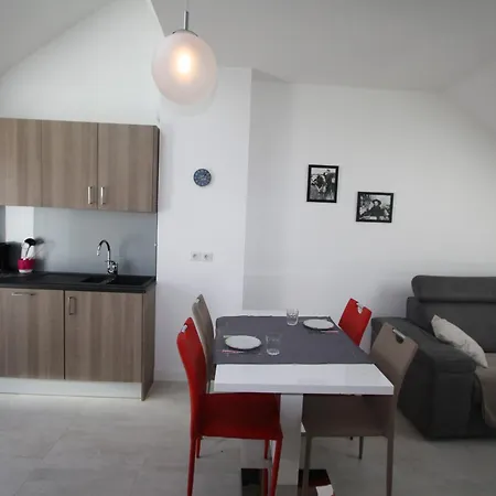 Neuf Et Lumineux A Gerardmer, Proche Du - Fr-1-589-88